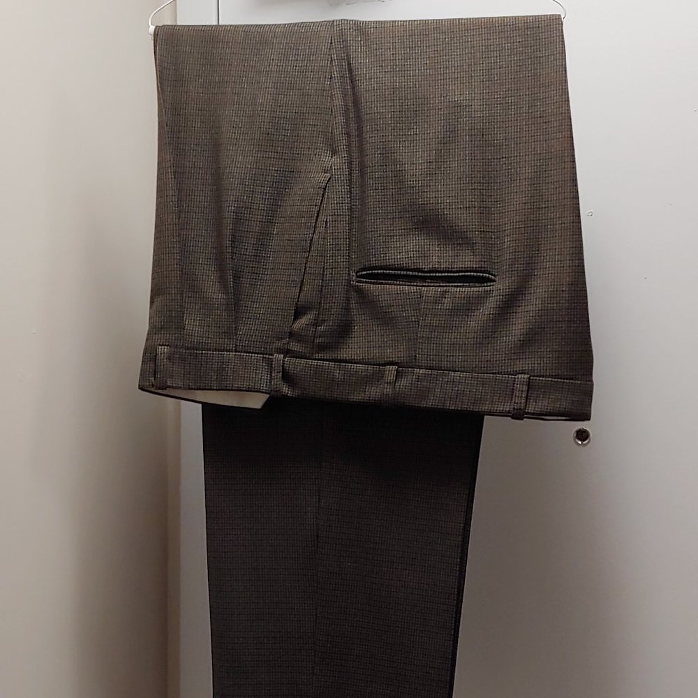 GENTLY USED, VINTAGE, WOOL DRESS PANTS, SIZE 40!!!